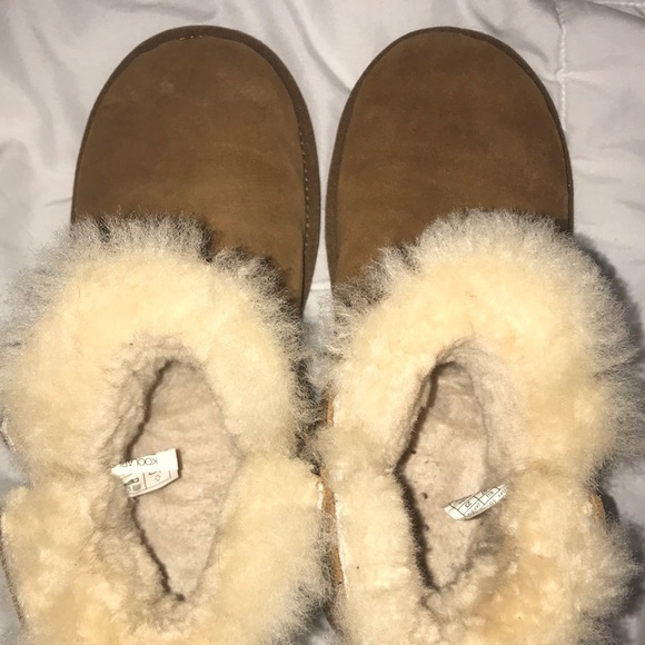 short koolaburra boots by ugg - Picture 2 of 3